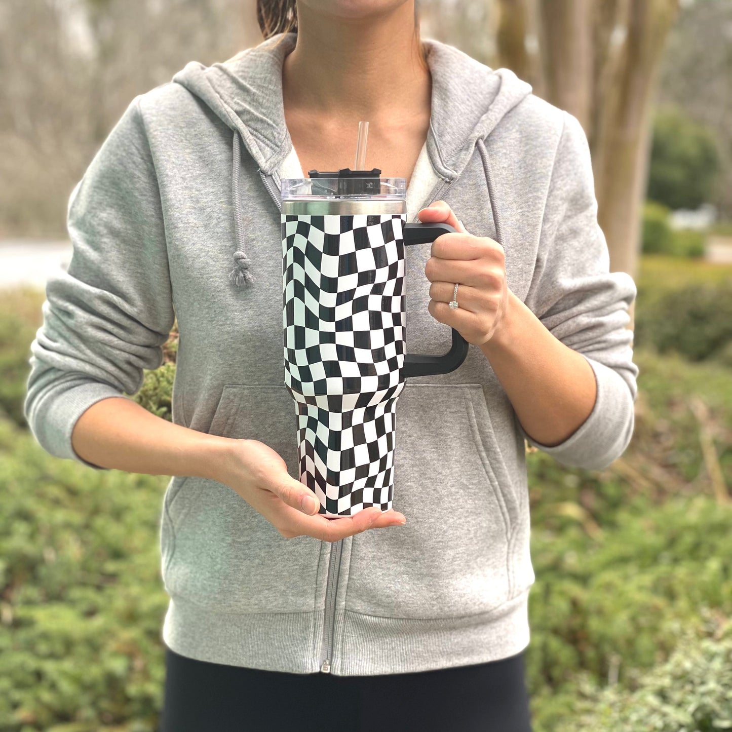 Checker Print 40 oz Water Cup with Handle & Straw – Large Insulated Tumbler