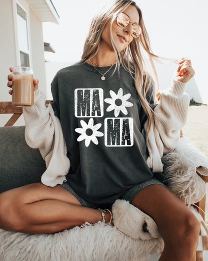 Floral Mama Comfort Colors T-Shirt – Garment-Dyed Graphic Mom Tee
