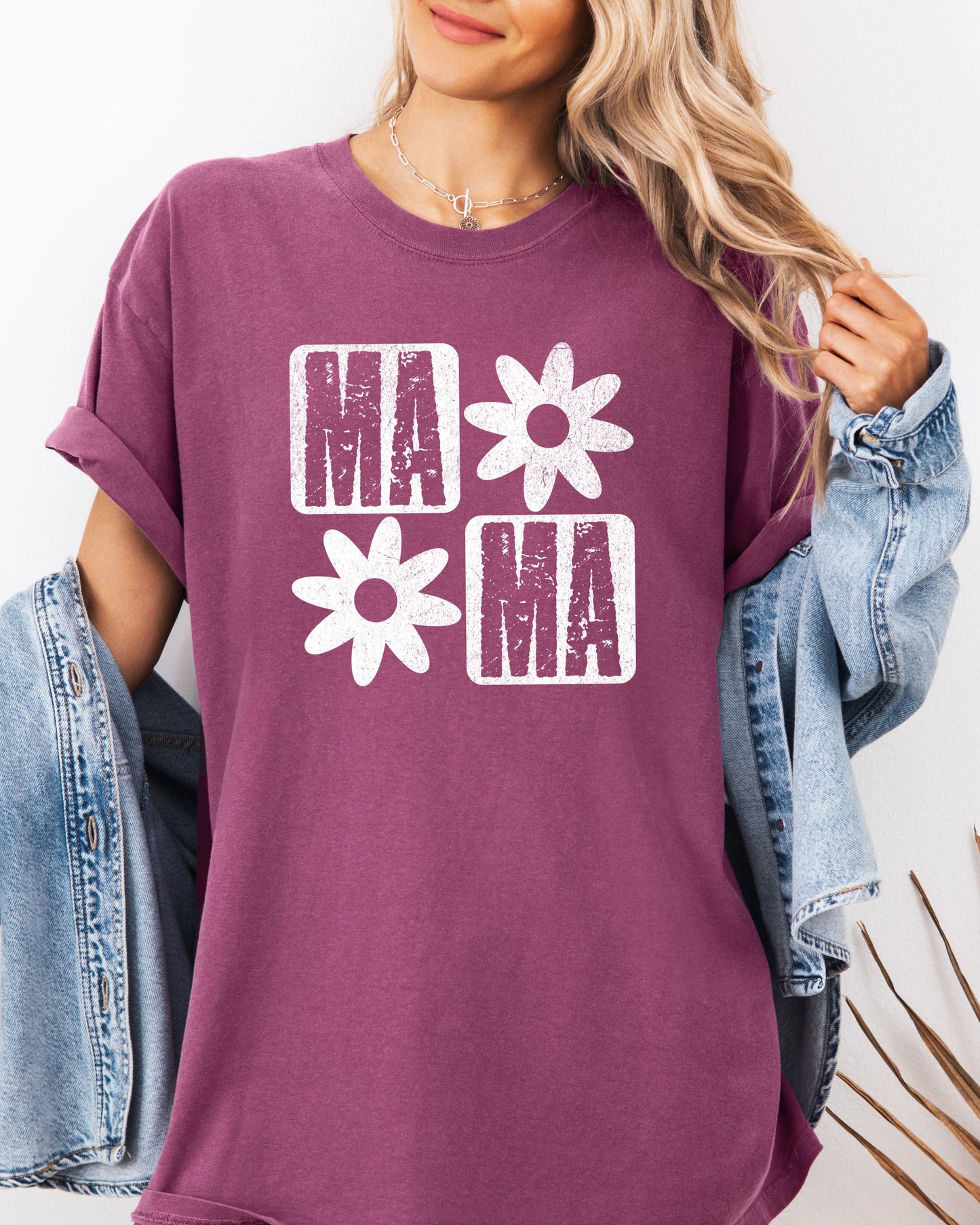 Floral Mama Comfort Colors T-Shirt – Garment-Dyed Graphic Mom Tee
